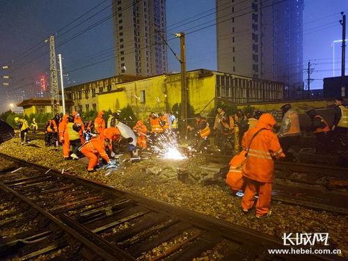 邢台火车站爆料视频播放,揭秘现场实况与旅客心声  第2张
